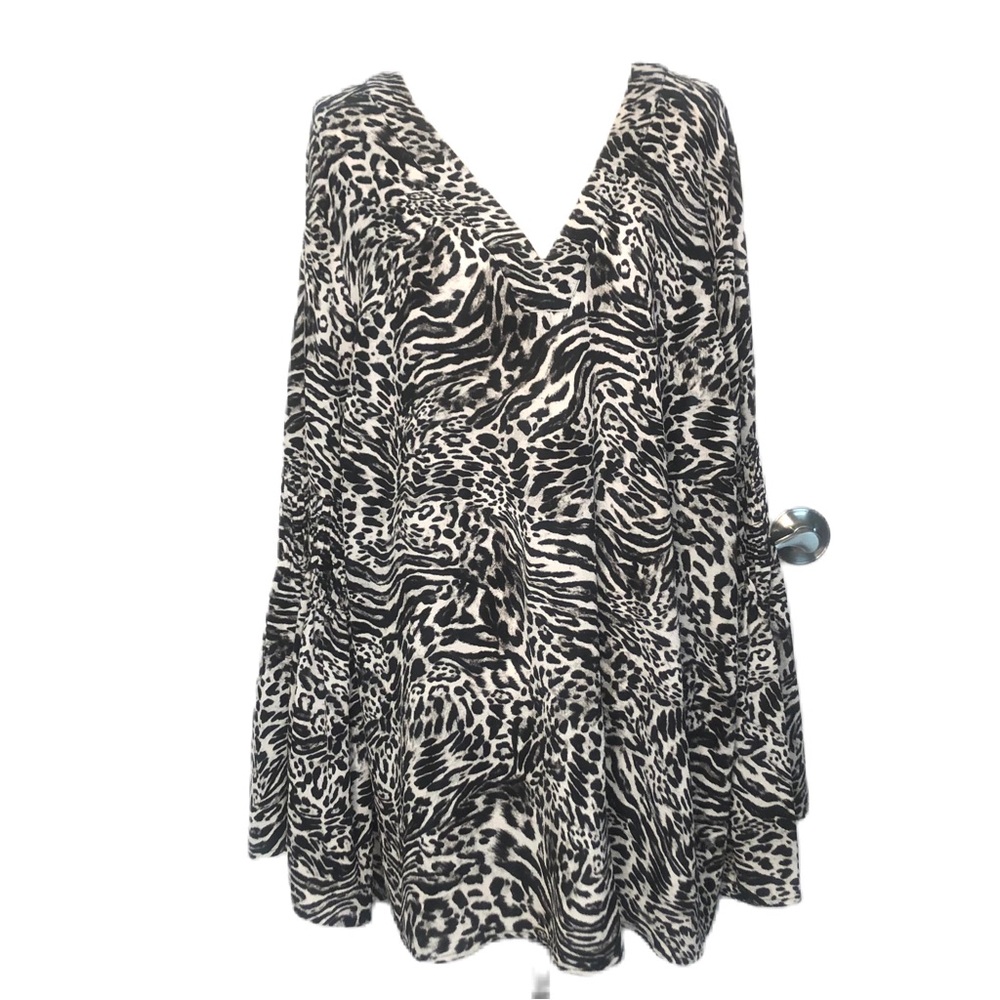 MICHAEL Michael Kors Animal Print Pattern Long Bell Sleeve Blouse/Tunic Sz 3X - Picture 7 of 15